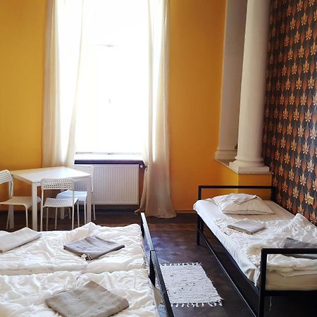 Hostel Witt Warsawa Bagian luar foto