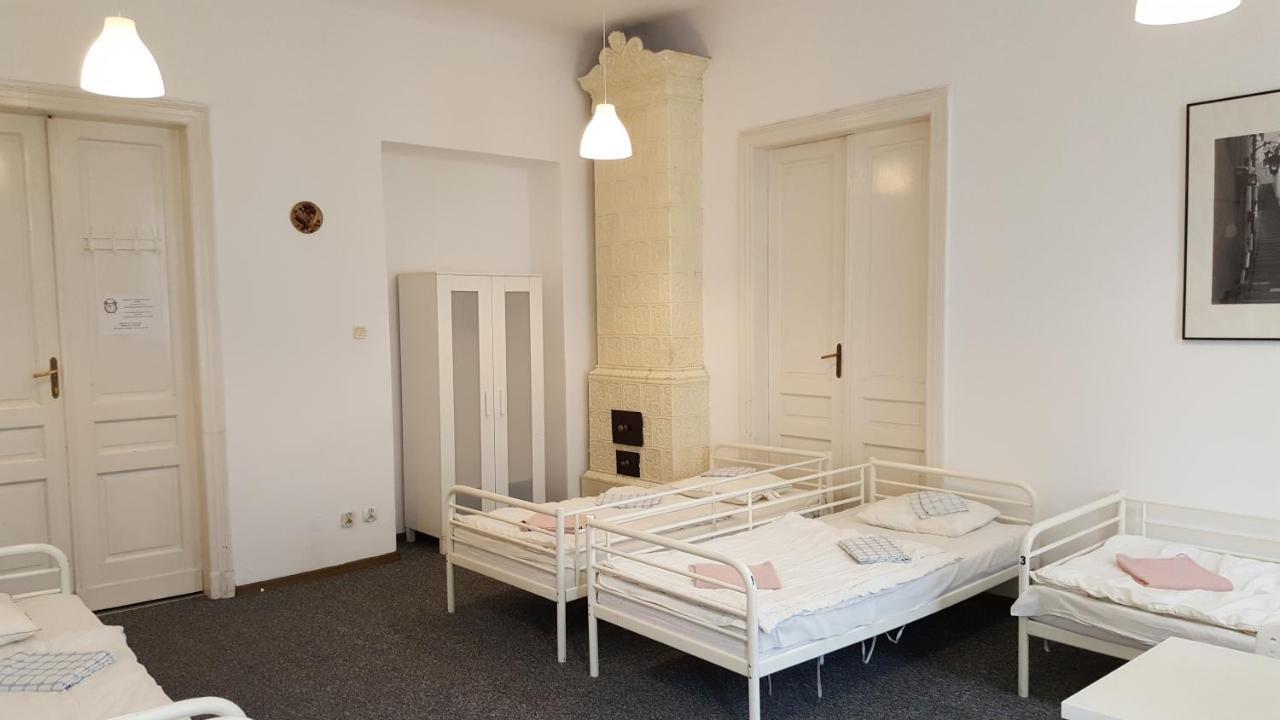 Hostel Witt Warsawa Bagian luar foto
