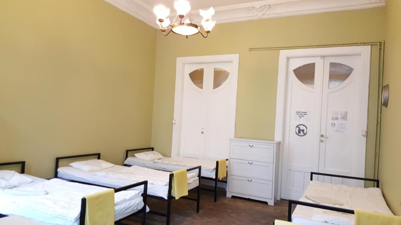 Hostel Witt Warsawa Bagian luar foto