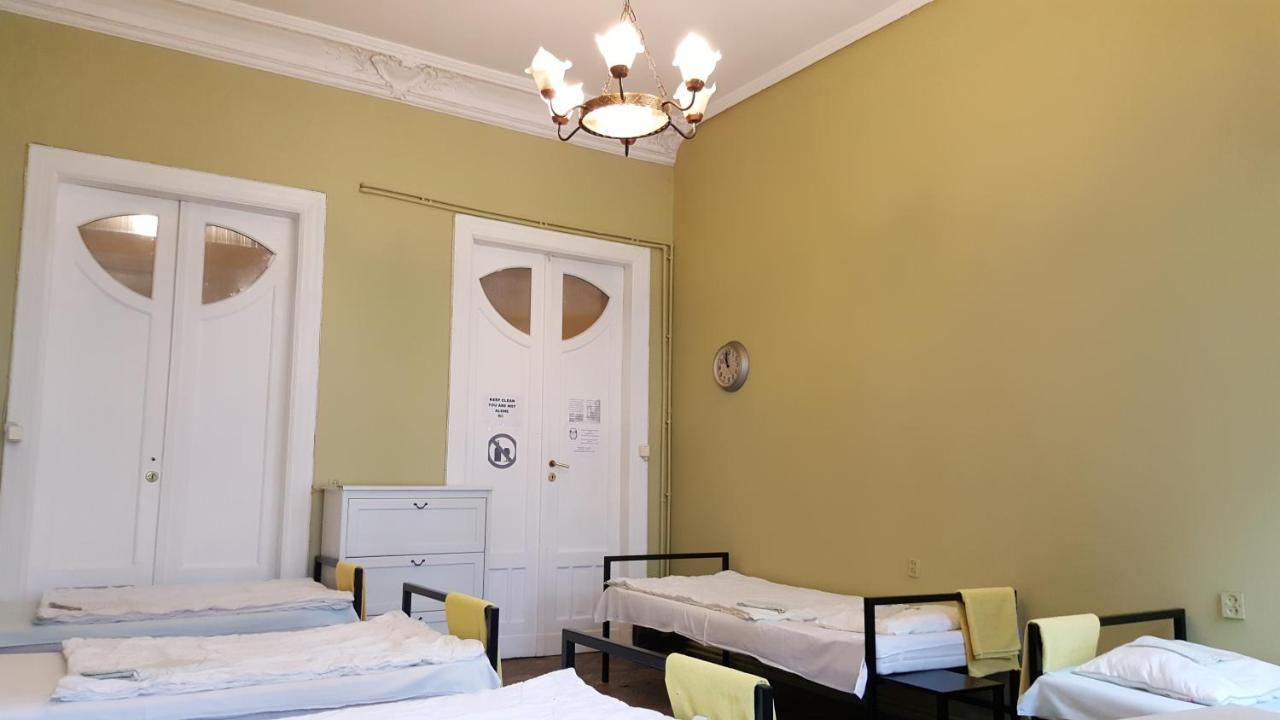 Hostel Witt Warsawa Bagian luar foto
