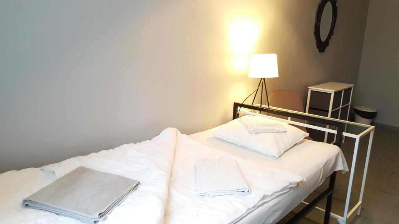Hostel Witt Warsawa Bagian luar foto