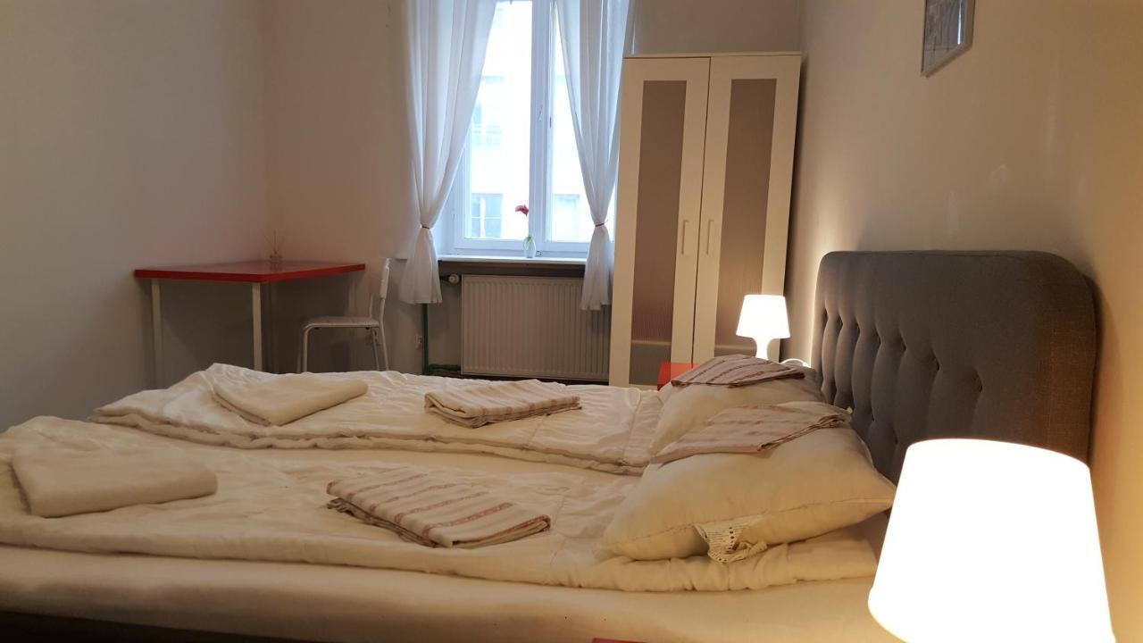 Hostel Witt Warsawa Bagian luar foto
