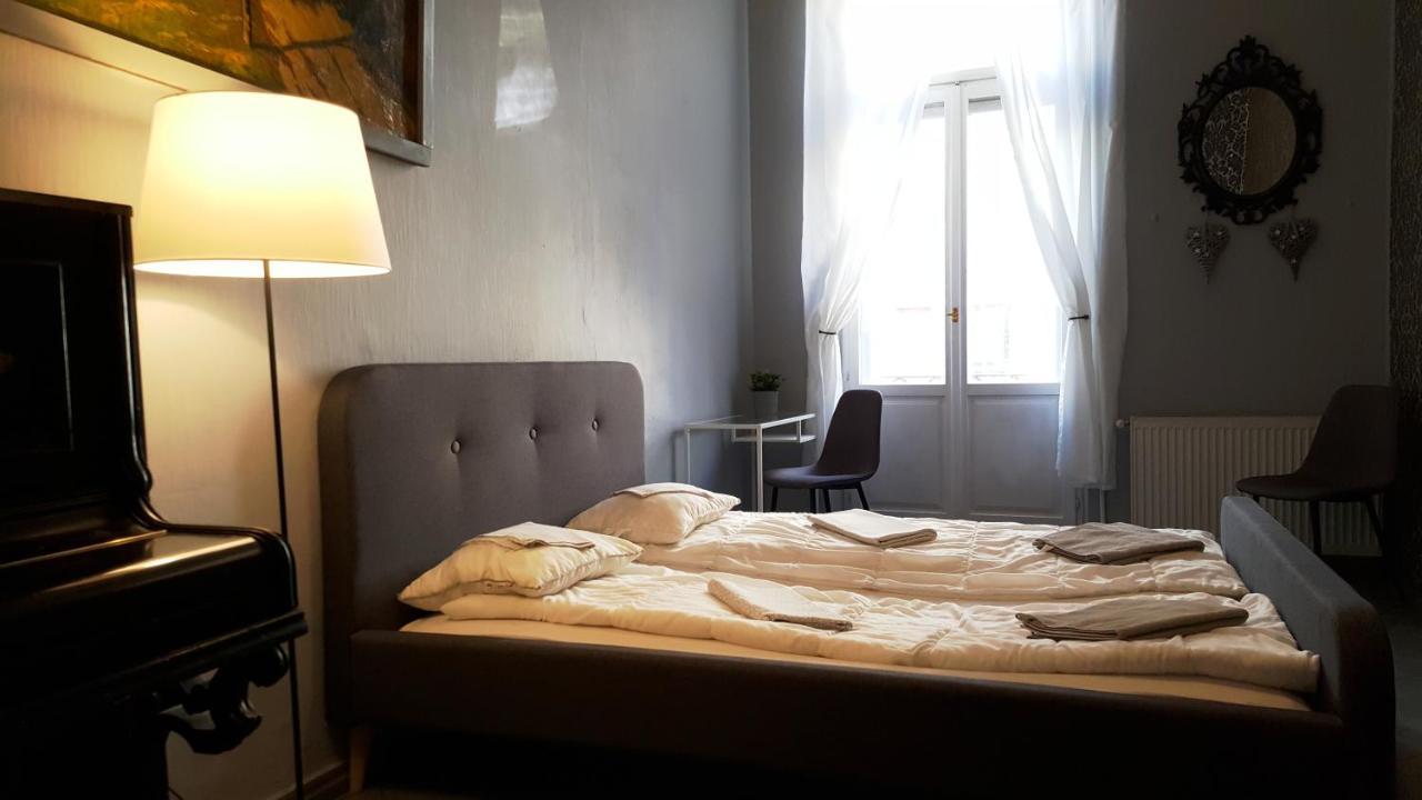 Hostel Witt Warsawa Bagian luar foto
