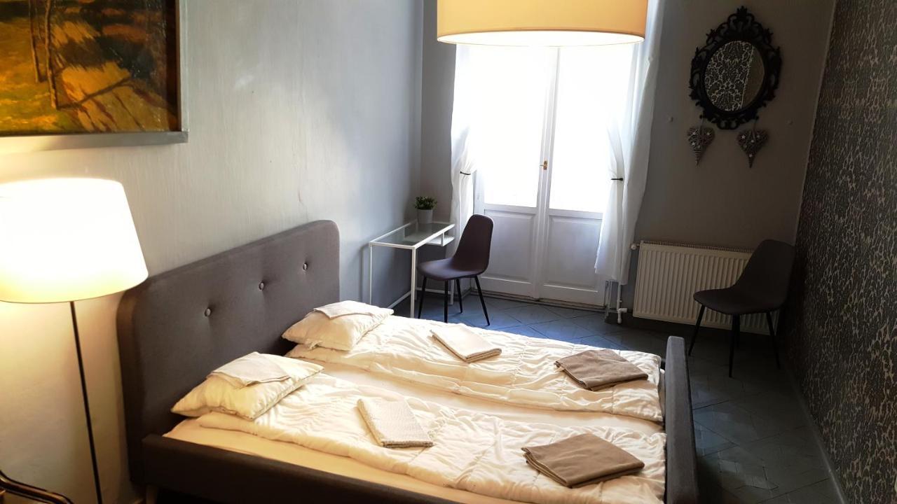 Hostel Witt Warsawa Bagian luar foto