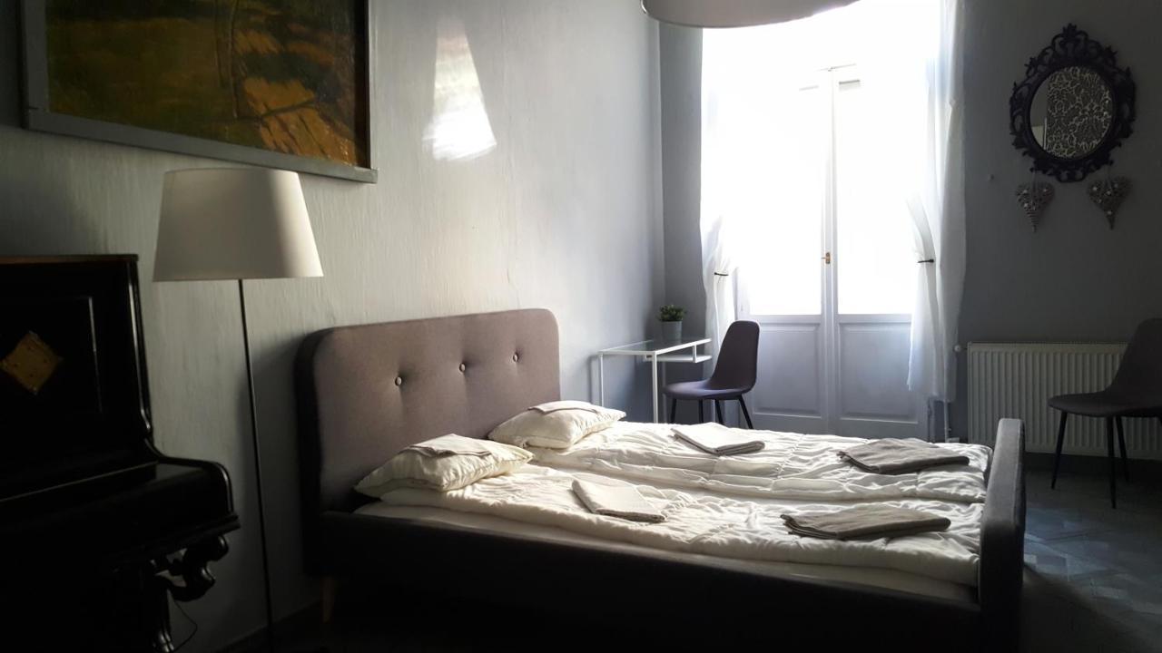 Hostel Witt Warsawa Bagian luar foto