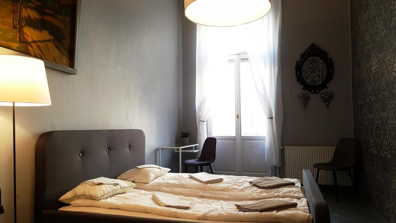 Hostel Witt Warsawa Bagian luar foto